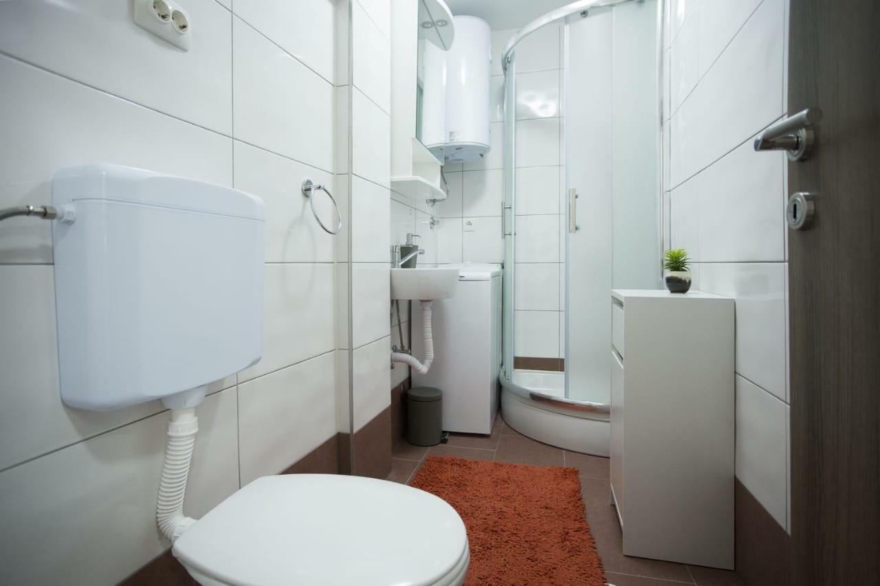 Kaštela Apartman Leona מראה חיצוני תמונה